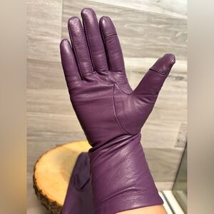 Vintage Purple Leather Gloves
